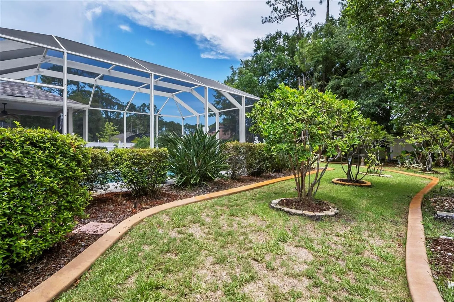 2 Willoughby Place Palm Coast FL 32164