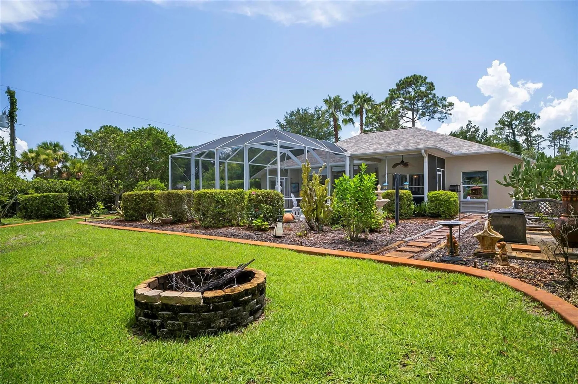 2 Willoughby Place Palm Coast FL 32164