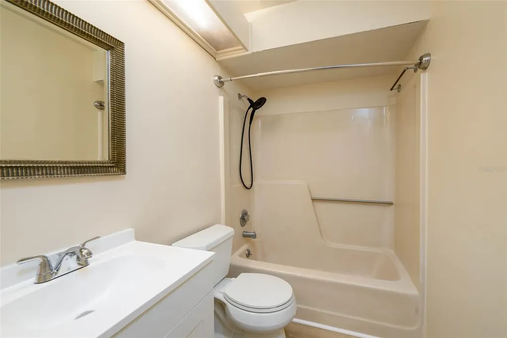 4004 Crossroads Place Casselberry FL 32707
