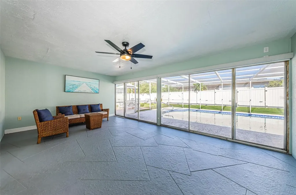 14025 Yacht Club Boulevard Seminole FL 33776