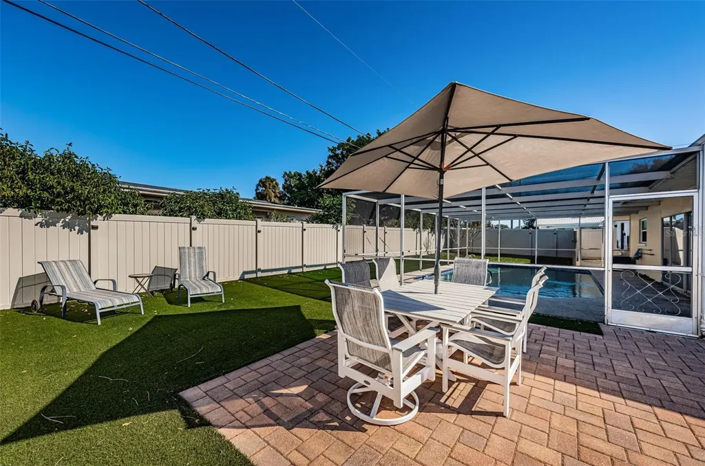 14025 Yacht Club Boulevard Seminole FL 33776