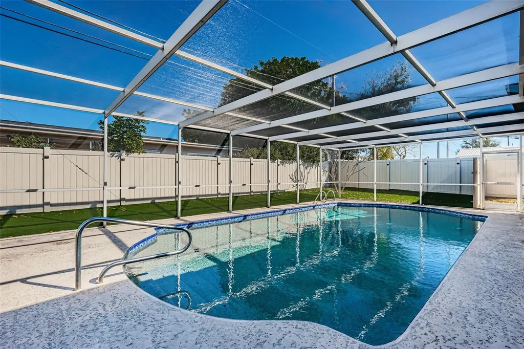 14025 Yacht Club Boulevard Seminole FL 33776