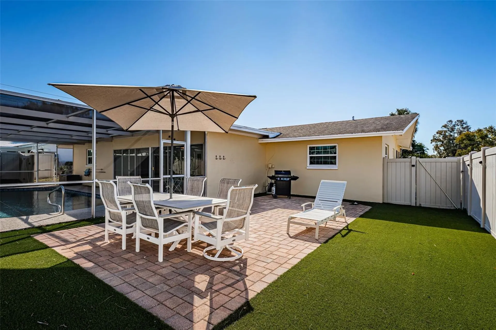 14025 Yacht Club Boulevard Seminole FL 33776