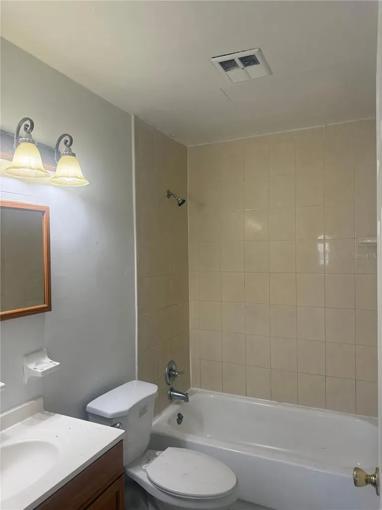 1807 Michigan Avenue Kissimmee FL 34744