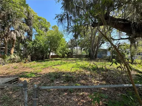 1127 Martha Drive Daytona Beach FL 32114