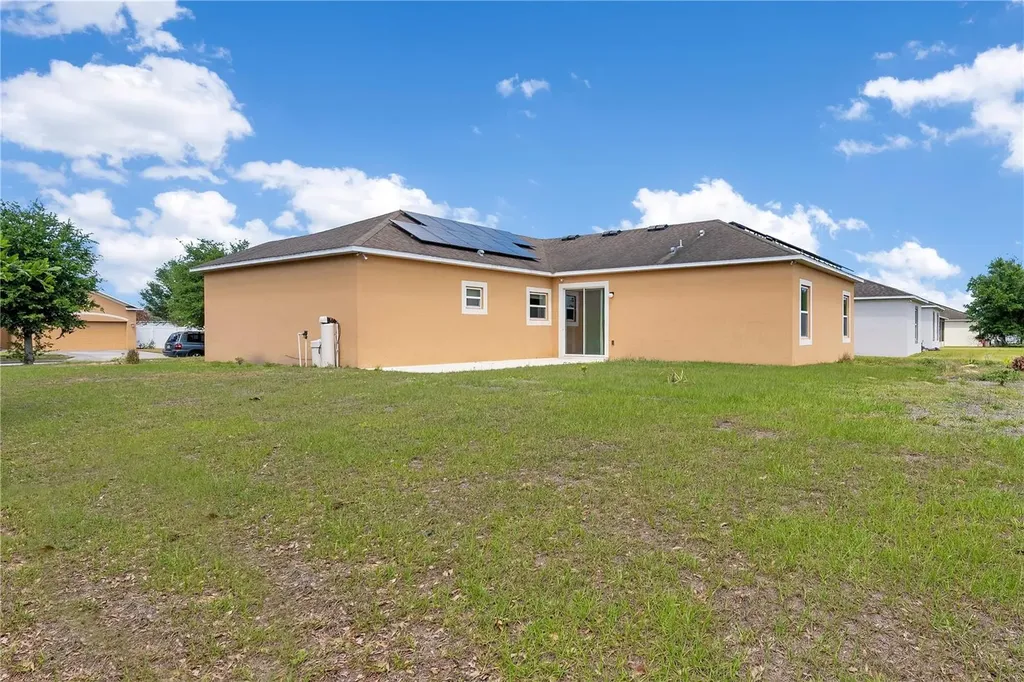 318 Gladesdale Street Haines City FL 33844
