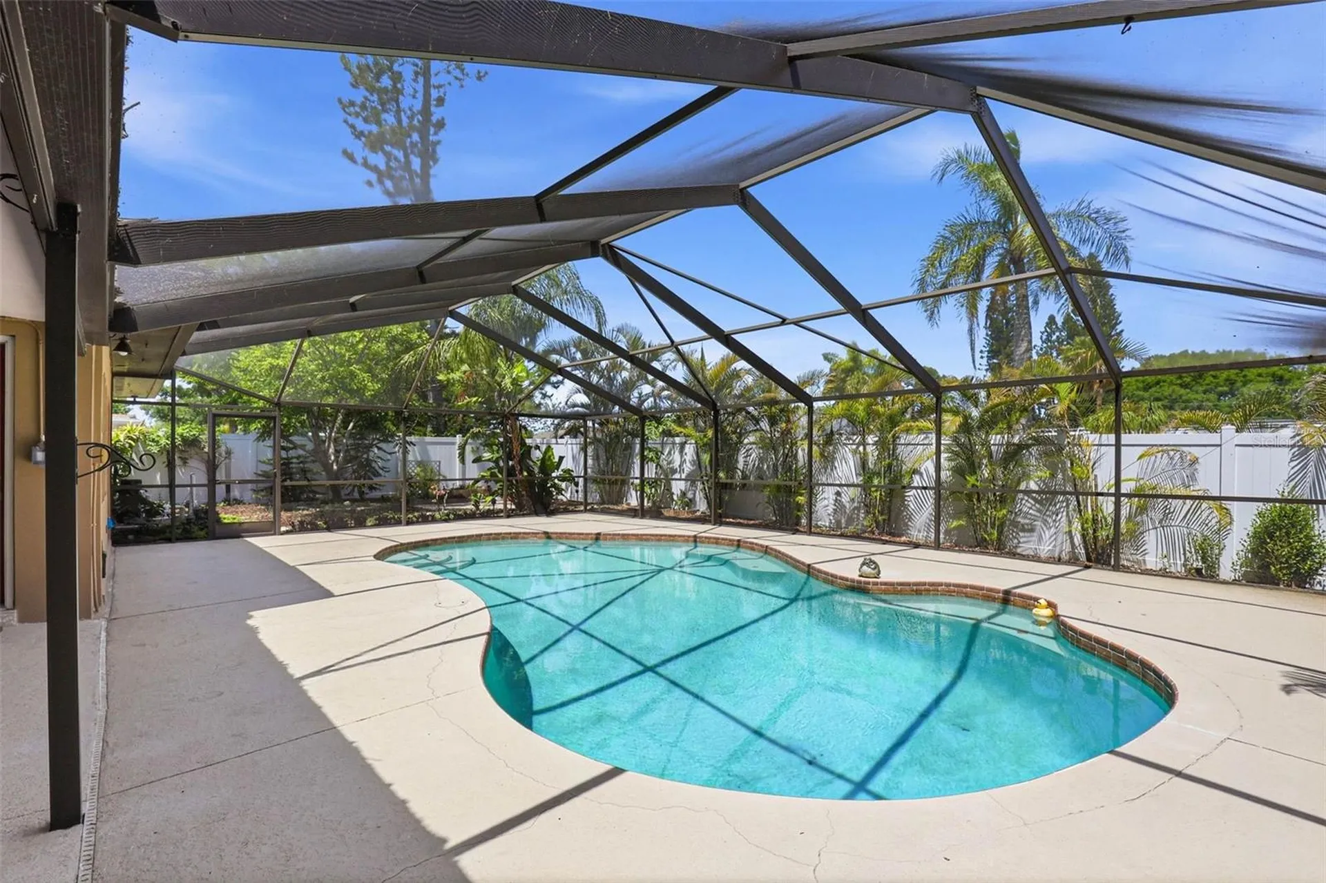 14649 Bay Drive Largo FL 33774