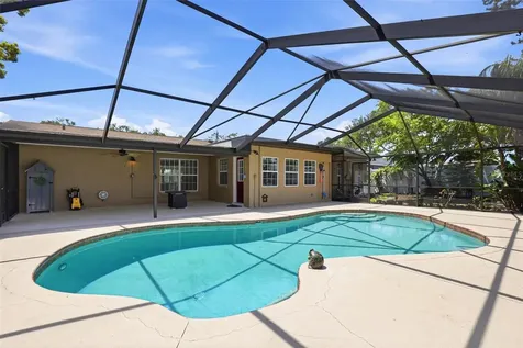 14649 Bay Drive Largo FL 33774