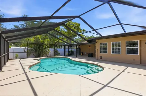 14649 Bay Drive Largo FL 33774