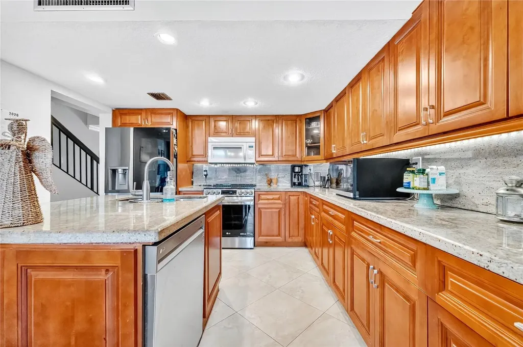 1490 Laguna Lane Pembroke Pines FL 33026