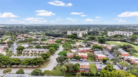 1490 Laguna Lane Pembroke Pines FL 33026