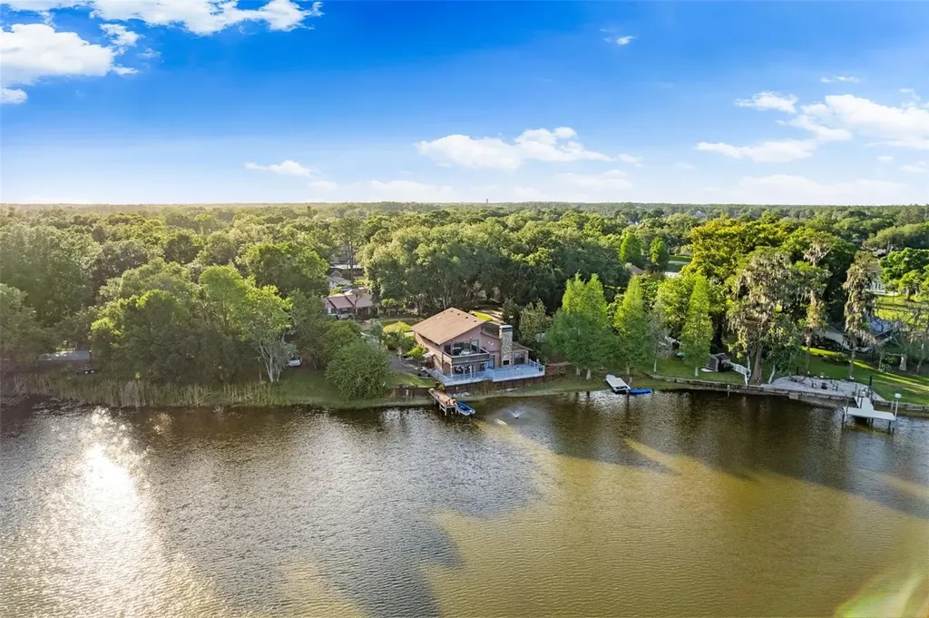 17301 Estes Road Lutz FL 33548