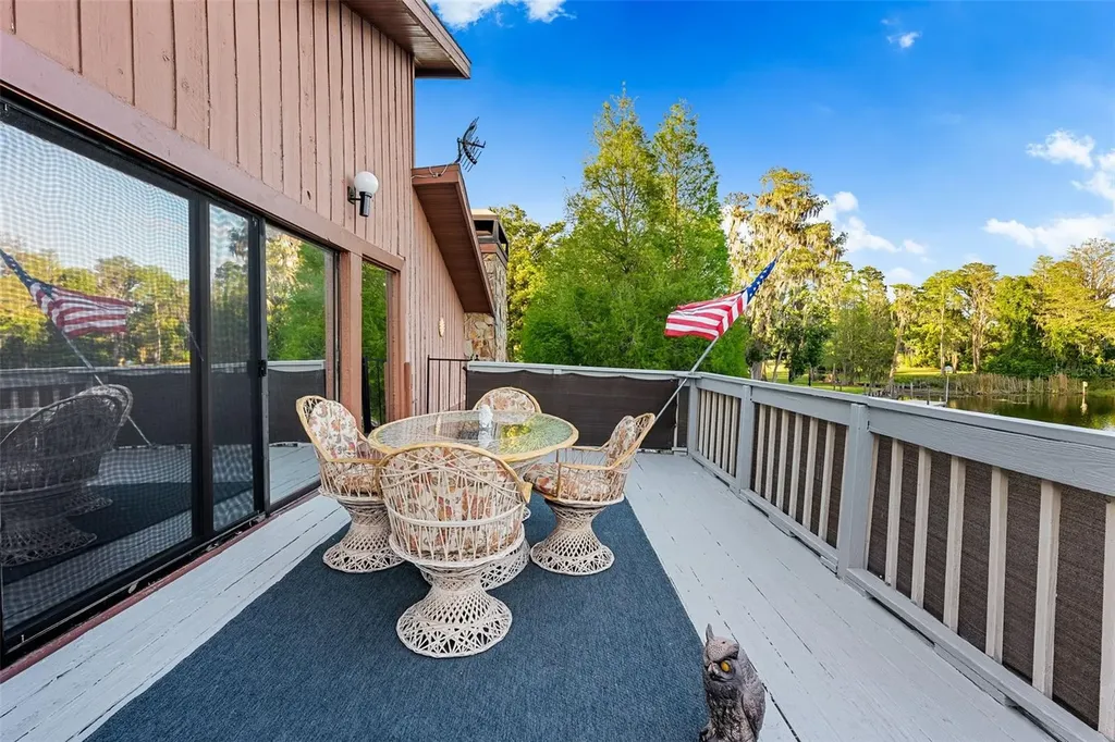 17301 Estes Road Lutz FL 33548