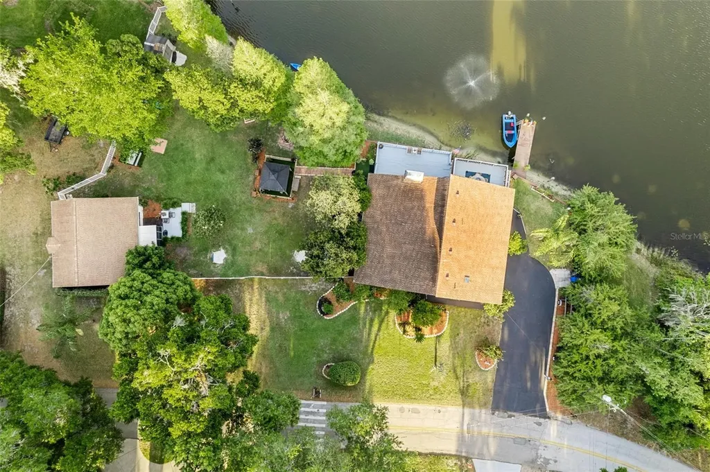 17301 Estes Road Lutz FL 33548