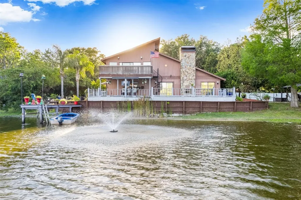 17301 Estes Road Lutz FL 33548