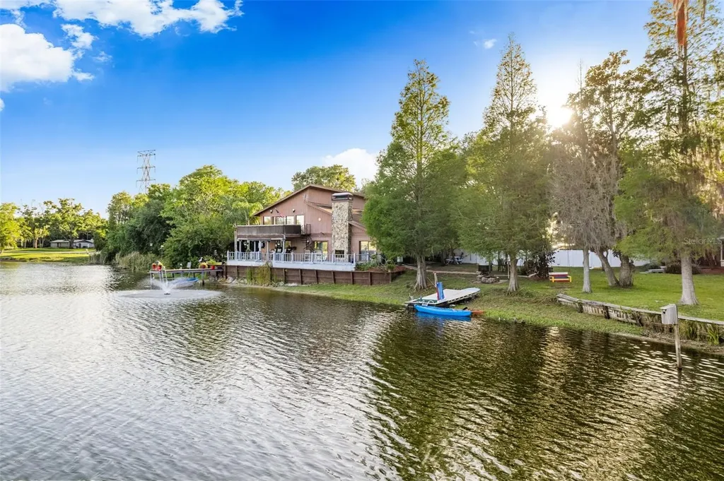 17301 Estes Road Lutz FL 33548