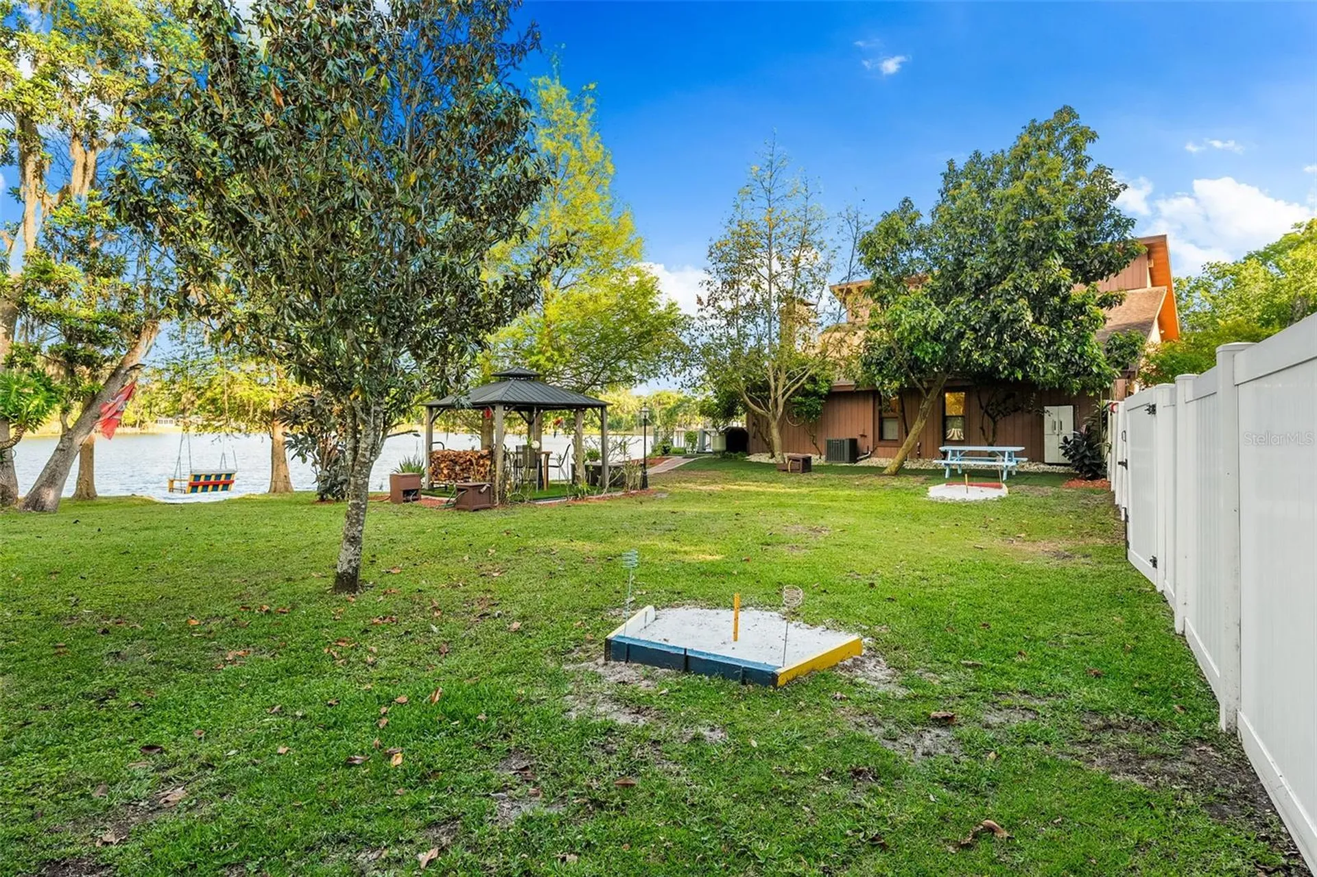 17301 Estes Road Lutz FL 33548