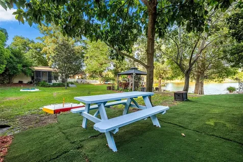 17301 Estes Road Lutz FL 33548