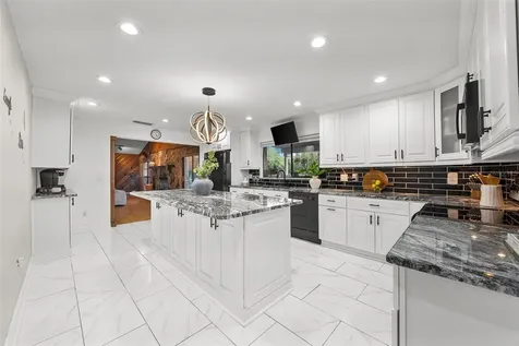 17301 Estes Road Lutz FL 33548
