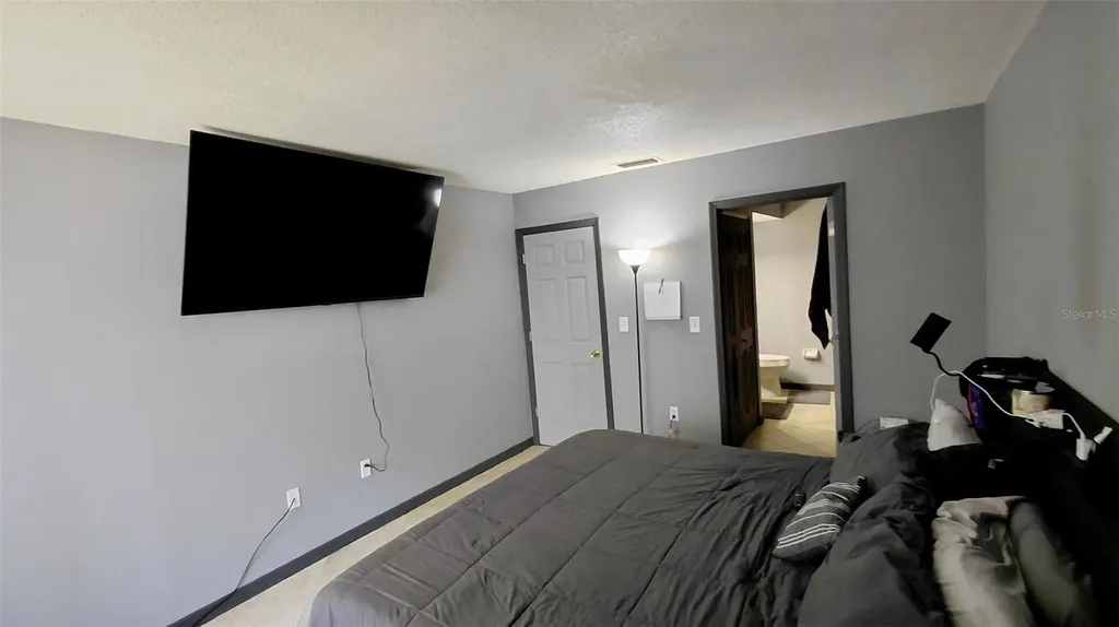 2938 Clark Road Sarasota FL 34231