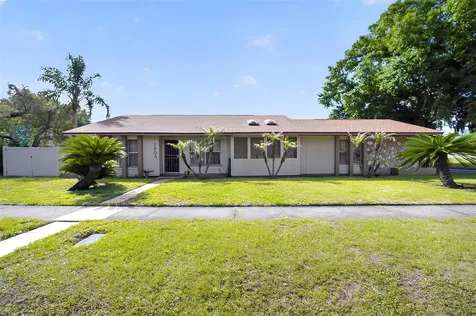 1803 S Wilkins Avenue Plant City FL 33563