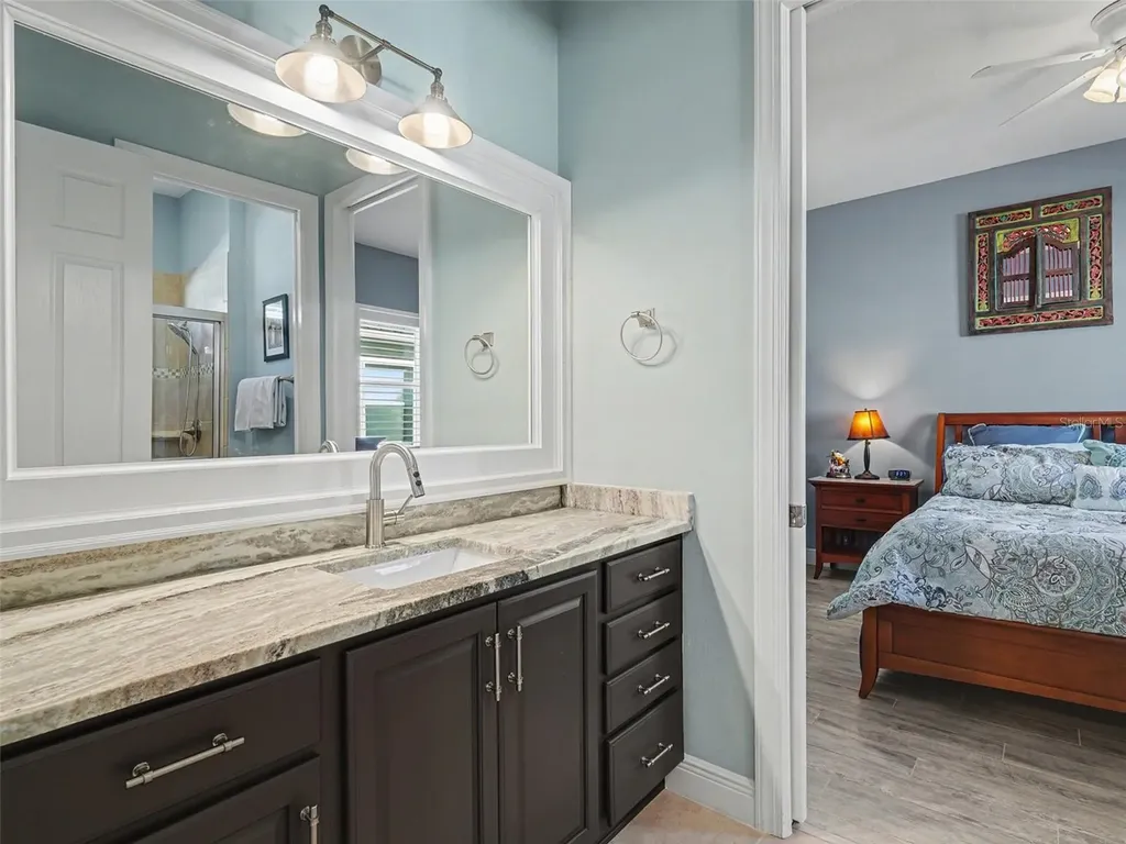 1018 Overlook Court Bradenton FL 34208