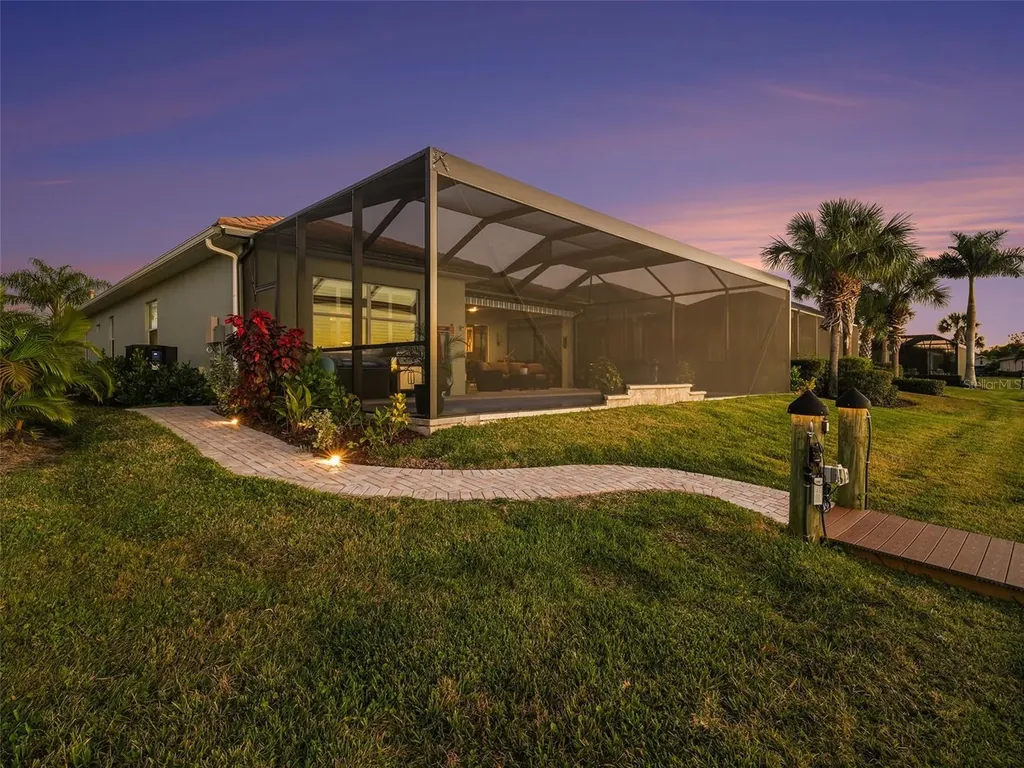 1018 Overlook Court Bradenton FL 34208