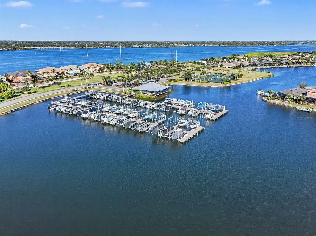 1018 Overlook Court Bradenton FL 34208