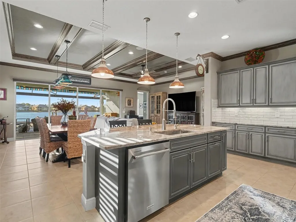 1018 Overlook Court Bradenton FL 34208