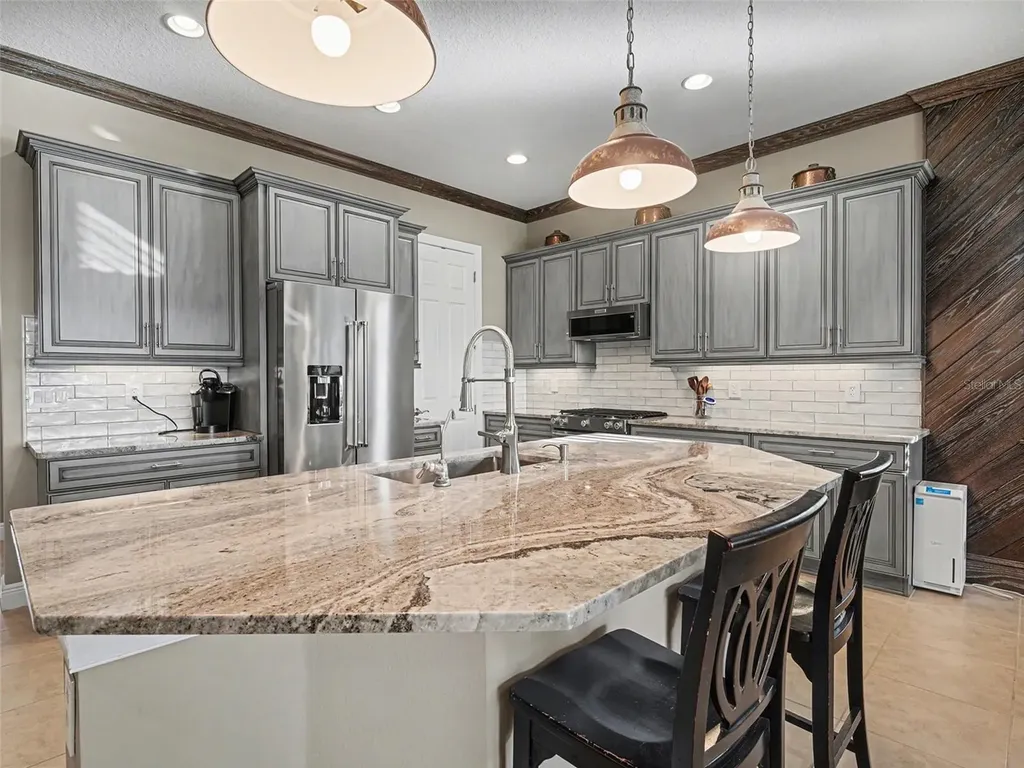1018 Overlook Court Bradenton FL 34208