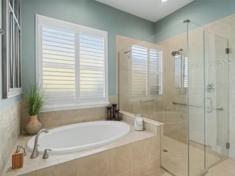 1018 Overlook Court Bradenton FL 34208