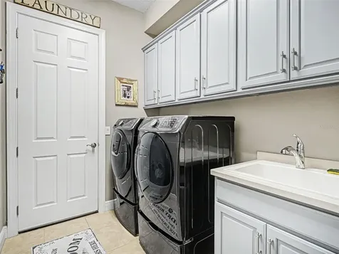 1018 Overlook Court Bradenton FL 34208