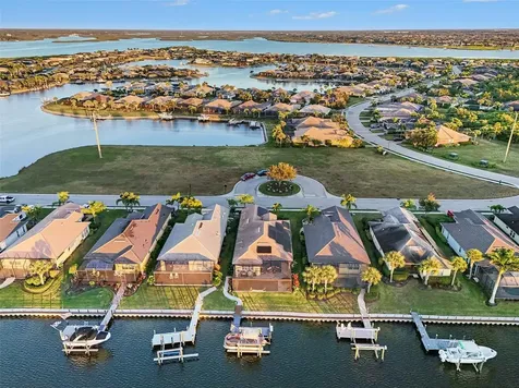 1018 Overlook Court Bradenton FL 34208