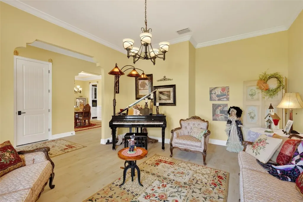 404 Long And Winding Road Howey In The Hills FL 34737