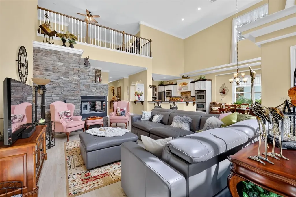 404 Long And Winding Road Howey In The Hills FL 34737