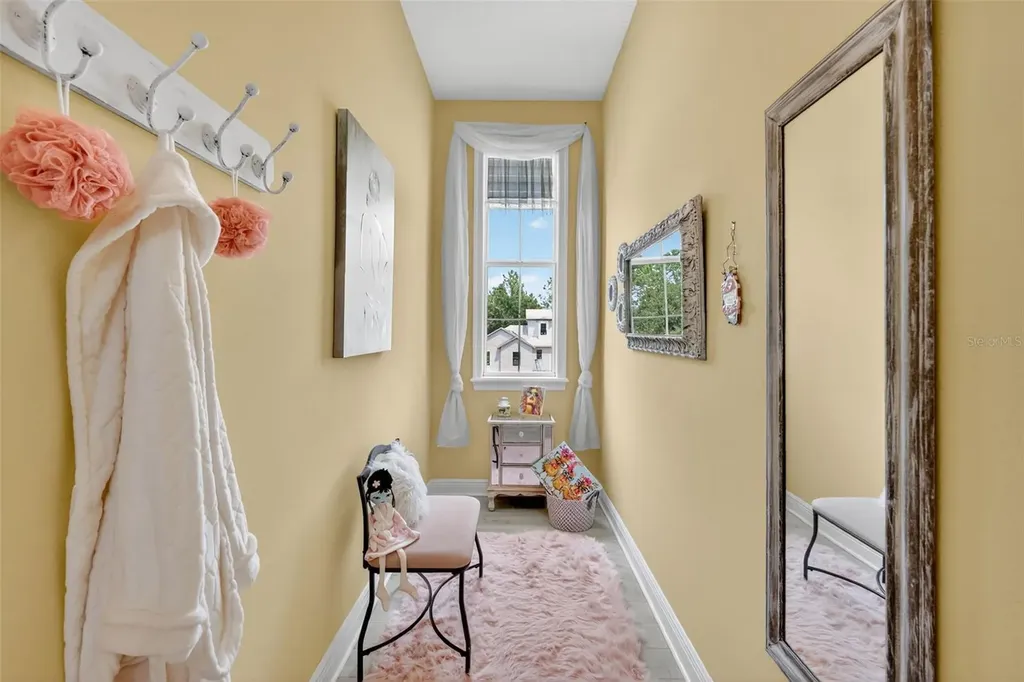 404 Long And Winding Road Howey In The Hills FL 34737