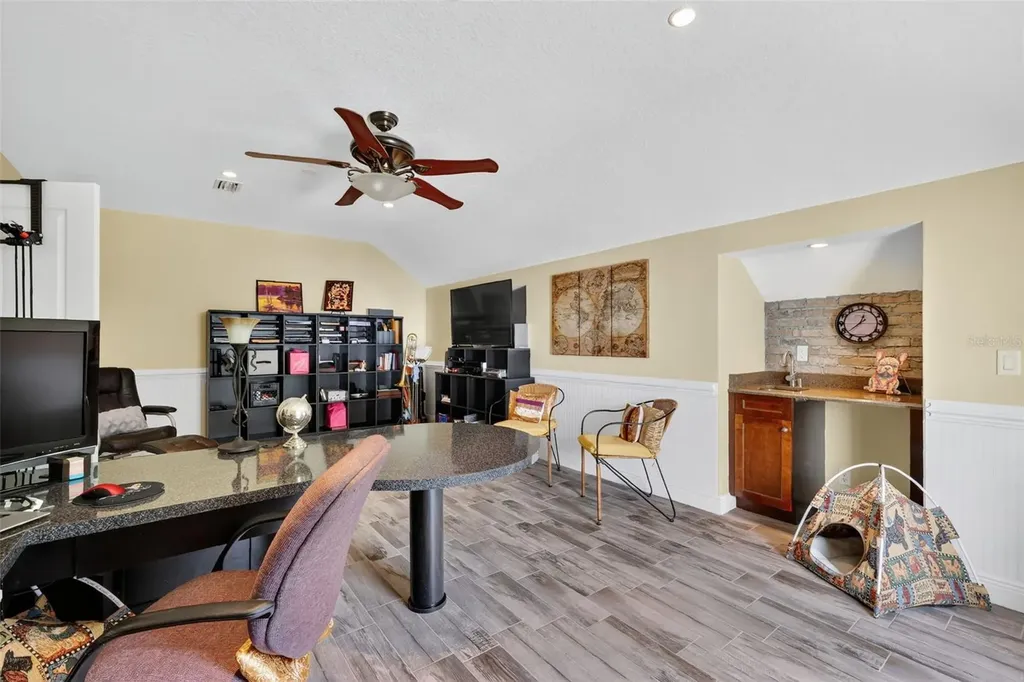 404 Long And Winding Road Howey In The Hills FL 34737