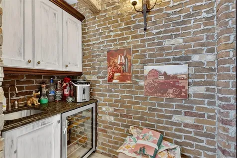 404 Long And Winding Road Howey In The Hills FL 34737