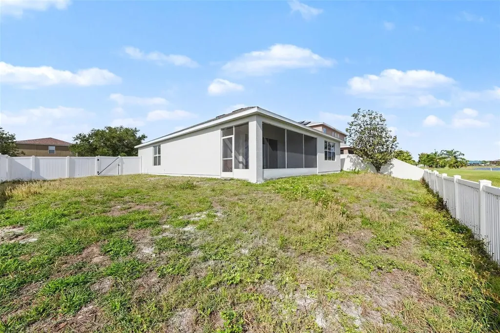 636 Tanana Fall Drive Ruskin FL 33570