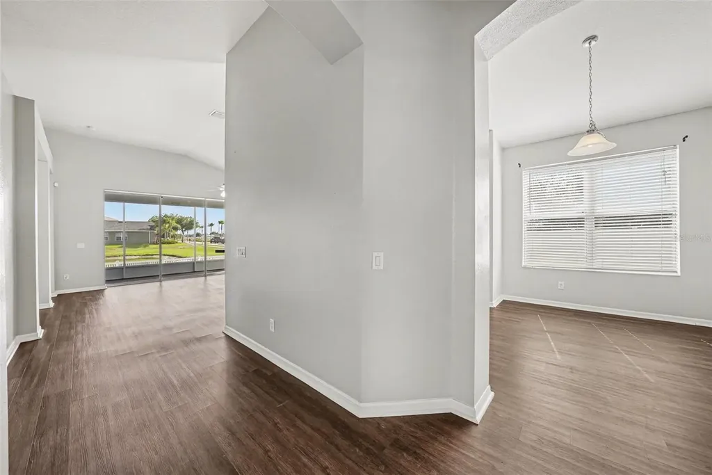 636 Tanana Fall Drive Ruskin FL 33570