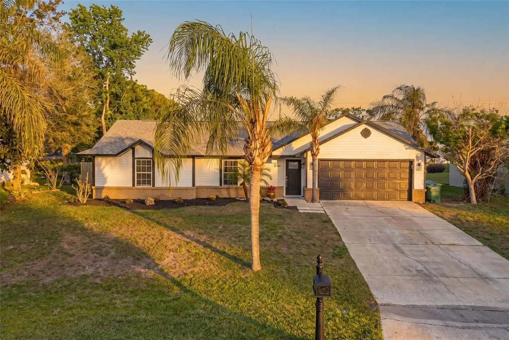 2362 Greenbrier Street Deltona FL 32738