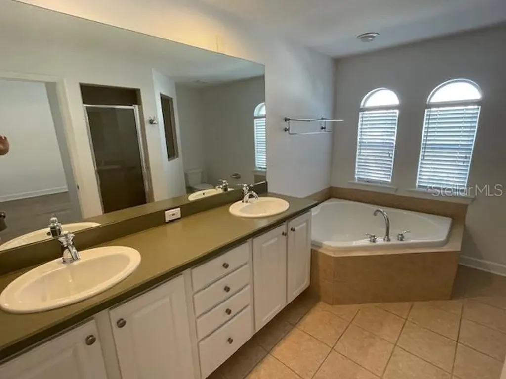 409 S Westland Avenue Tampa FL 33606