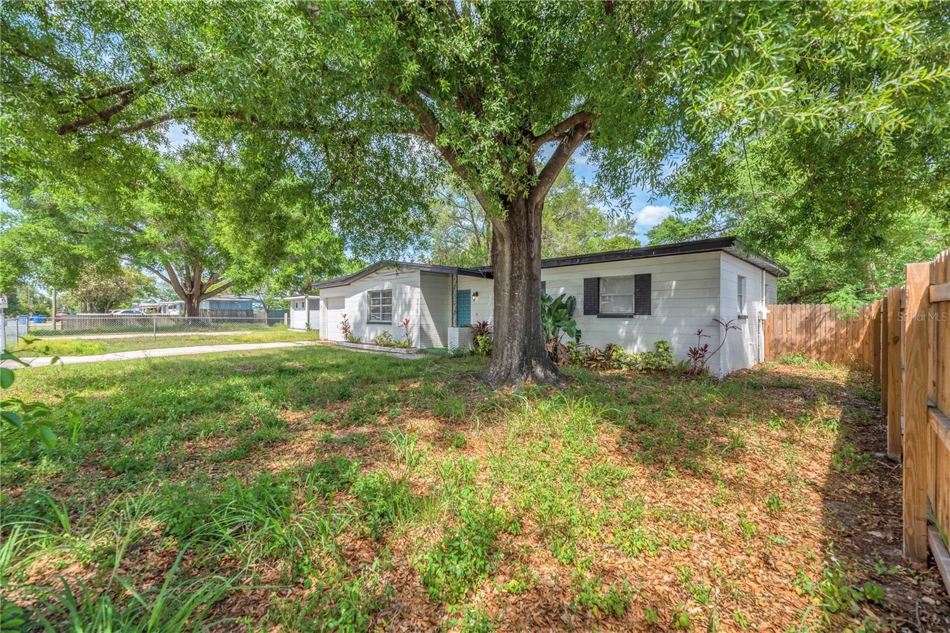 9618 Pine Ridge Avenue Riverview FL 33578