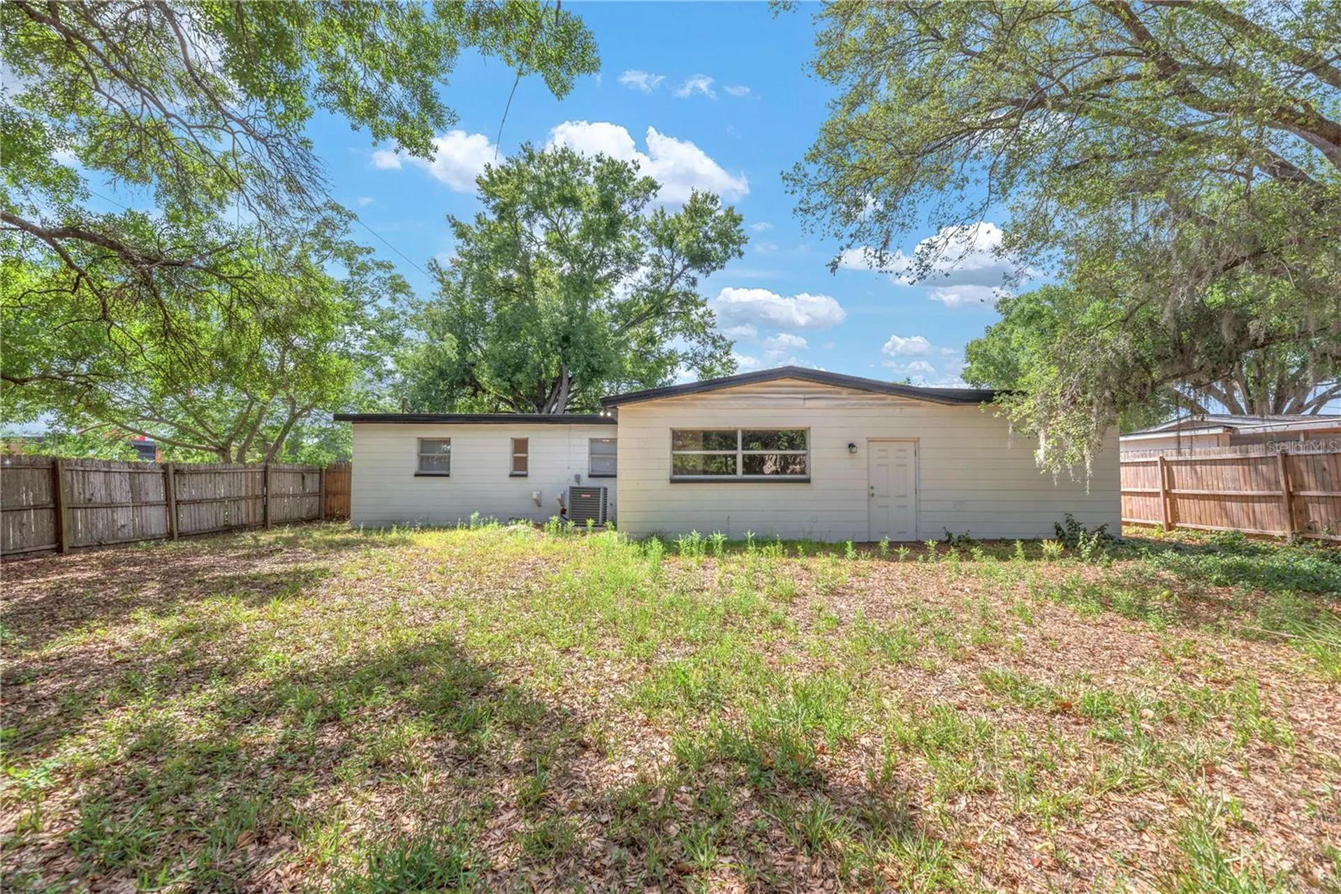 9618 Pine Ridge Avenue Riverview FL 33578