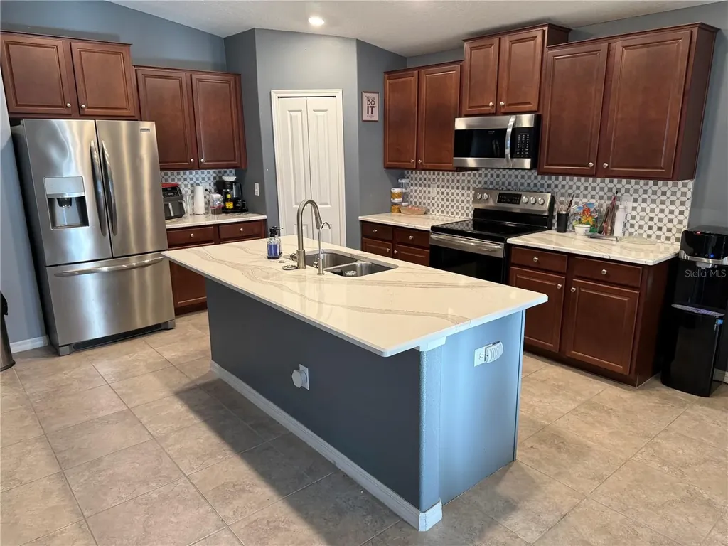 6629 Wagon Trail Street Zephyrhills FL 33541