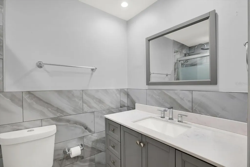 1815 Chateau Drive E Clearwater FL 33756
