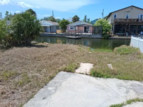 6760 Puffin Lane Hudson FL 34667