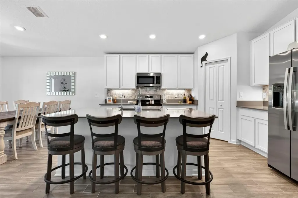 1018 Peach Creek Drive Osteen FL 32764