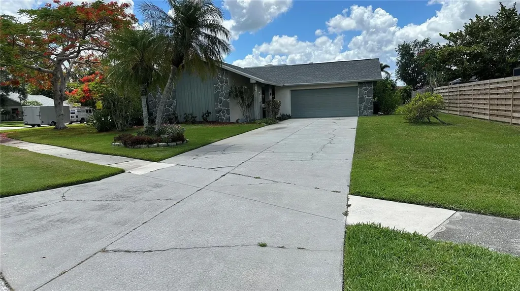 6508 Waterford Circle Sarasota FL 34238