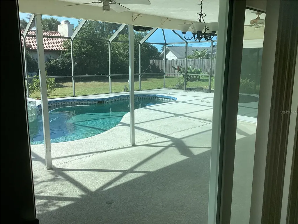 6508 Waterford Circle Sarasota FL 34238